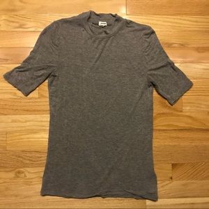 High-neck, grey tee